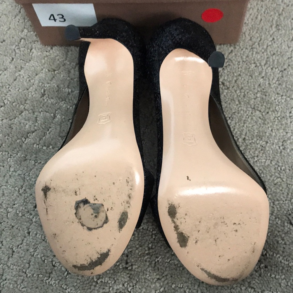 Shoes - Picture 4 of 5